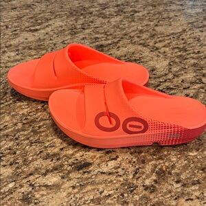 Oofos Vibrant Orange Slide Sandals